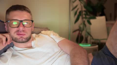 Snapshot of 2017ssseeexxx chatting on 02-25-25, 09:24 Romano online show from 02-25-25, 09:24