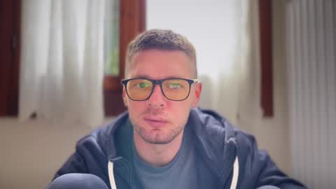 Snapshot of 2017ssseeexxx chatting on 02-28-25, 12:09 Romano online show from 02-28-25, 12:09