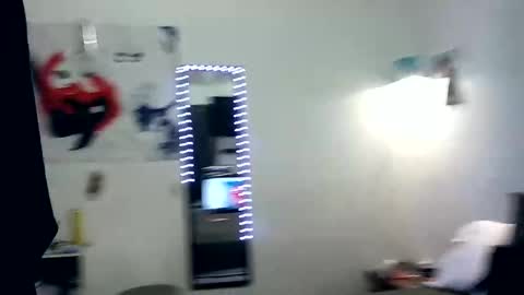Snapshot of 21yearsy0ung9icheshung chatting on 01-24-25, 12:20 AlecurClit online show from 01-24-25, 12:20