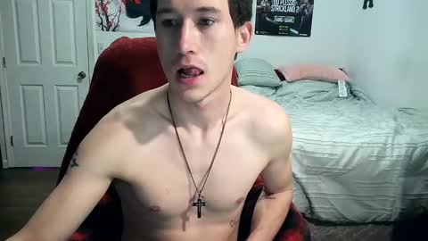 Snapshot of 21yearsy0ung9icheshung chatting on 02-16-25, 01:03 AlecurClit online show from 02-16-25, 01:03