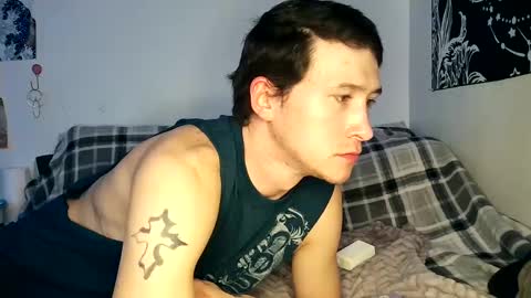 Snapshot of 21yearsy0ung9icheshung chatting on 03-09-25, 12:21 AlecurClit online show from 03-09-25, 12:21