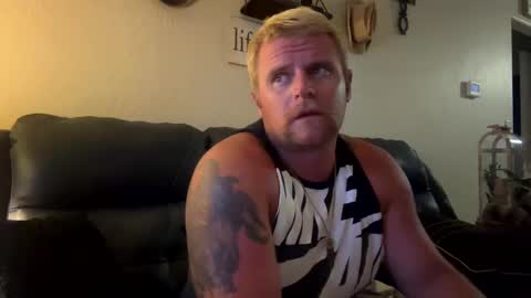 22bigelo2316 online show from 11-19-25, 11:49