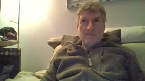 22esserre online show from 01-06-26, 09:50