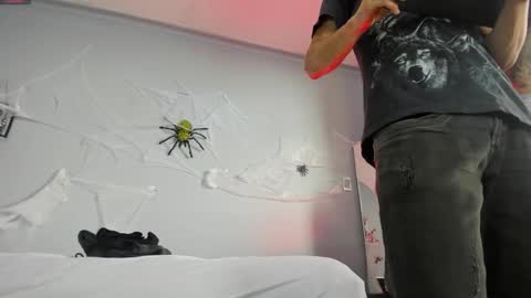 2_fire online show from 10-28-25, 08:00