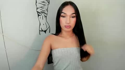 Snapshot of 2damnh0t_slut chatting on 02-15-25, 06:23 haduki online show from 02-15-25, 06:23