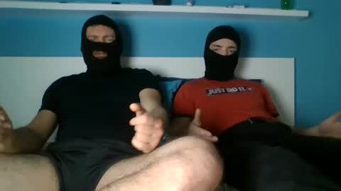 Snapshot of 2frenchfriends chatting on 02-21-25, 10:59 2frenchfriends online show from 02-21-25, 10:59