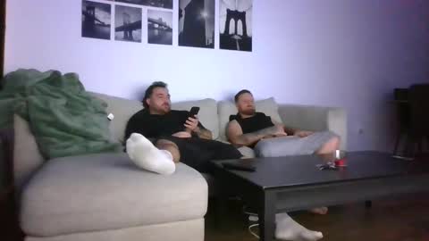 2hotdudes13 online show from 12-19-25, 06:31