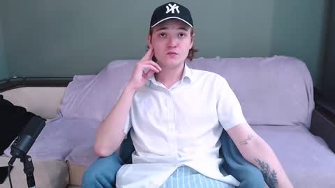 Snapshot of 2nc_ chatting on 09-12-25, 03:01 Eleot online show from 09-12-25, 03:01