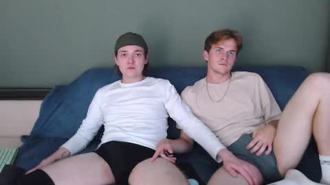 Snapshot of 2nc_ chatting on 09-16-25, 03:24 Eleot online show from 09-16-25, 03:24