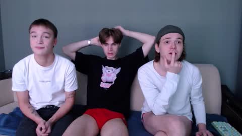 Snapshot of 2nc_ chatting on 10-10-25, 09:41 Eleot online show from 10-10-25, 09:41