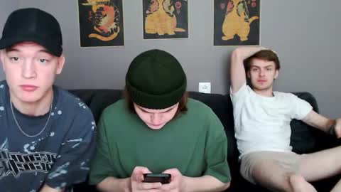 Snapshot of 2nc_ chatting on 03-28-26, 10:59 Eleot online show from 03-28-26, 10:59