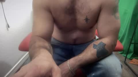 Snapshot of 2petitejewelz chatting on 02-01-25, 08:50 jack and jenny online show from 02-01-25, 08:50