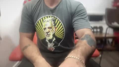 Snapshot of 2petitejewelz chatting on 02-03-25, 01:19 jack and jenny online show from 02-03-25, 01:19