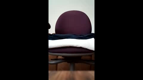 Snapshot of 2watchcock chatting on 12-16-25, 06:57 Str8 Edge online show from 12-16-25, 06:57