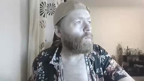 33UK online show from 09-22-25, 12:23