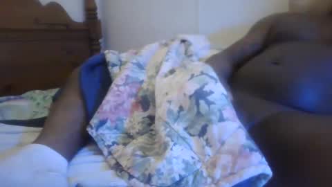 Snapshot of 3rdleg_shawty chatting on 02-21-25, 03:23 teaser69man online show from 02-21-25, 03:23