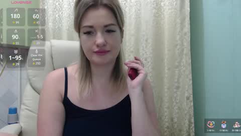 Snapshot of 3sweetcandy3 chatting on 02-09-25, 11:15 3sweetcandy3 online show from 02-09-25, 11:15