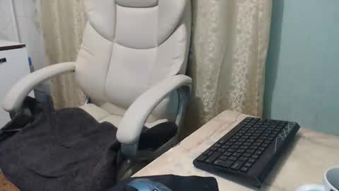 Snapshot of 3sweetcandy3 chatting on 11-22-25, 12:09 3sweetcandy3 online show from 11-22-25, 12:09