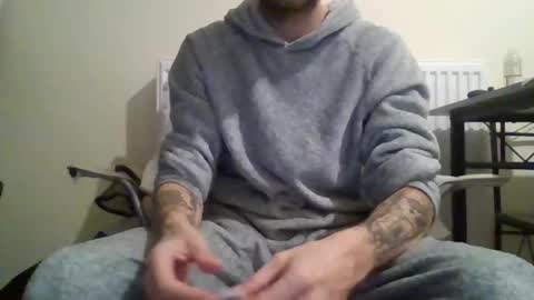 420feetloverr420 online show from 10-27-25, 11:41