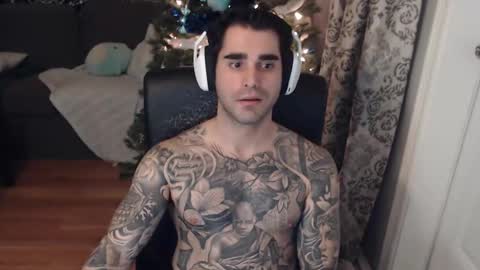 Snapshot of 420randomguy chatting on 12-06-24, 12:45 Anomander Rake online show from 12-06-24, 12:45