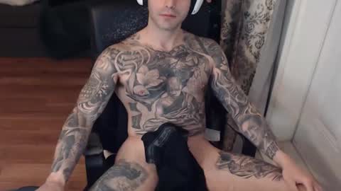 Snapshot of 420randomguy chatting on 12-26-24, 11:13 Anomander Rake online show from 12-26-24, 11:13