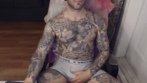 Snapshot of 420randomguy chatting on 03-09-25, 02:07 Anomander Rake online show from 03-09-25, 02:07