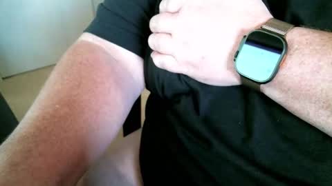 Snapshot of 4bgdaddyks chatting on 11-18-25, 03:27 4bgdaddyks online show from 11-18-25, 03:27