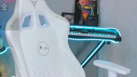 Andrew online show from 12-29-24, 03:33