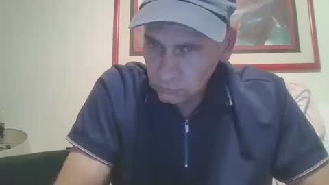 Snapshot of 4nuf chatting on 11-01-25, 07:32 4nuf online show from 11-01-25, 07:32