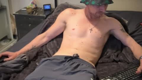 Snapshot of 4u2pleasure chatting on 12-30-24, 05:34 4u2pleasure online show from 12-30-24, 05:34