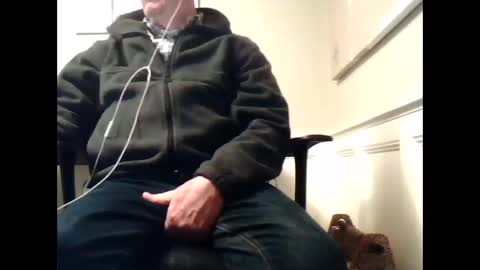 Snapshot of 4uguys chatting on 11-26-25, 04:24 4uguys online show from 11-26-25, 04:24