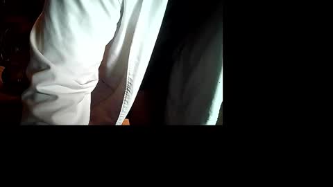 Snapshot of 516mandingo chatting on 02-11-26, 02:11 MrCummALot online show from 02-11-26, 02:11