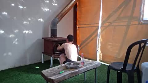 crazy101 online show from 12-02-24, 08:41