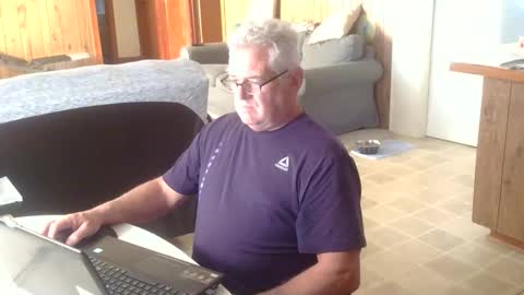 Joe online show from 10-16-25, 08:54