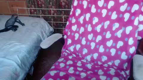 Snapshot of 666maskgirl chatting on 03-21-26, 06:11 SHANNON online show from 03-21-26, 06:11