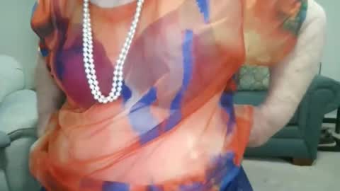 Missy online show from 11-08-25, 02:06