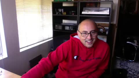 daddy vegas  for single women and couples here online show from 12-08-24, 08:25