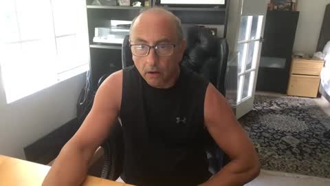 daddy vegas  for single women and couples here online show from 09-08-25, 06:07