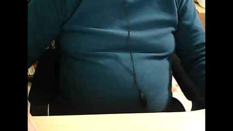 Snapshot of 69desamor chatting on 12-25-24, 08:17 69desamor online show from 12-25-24, 08:17