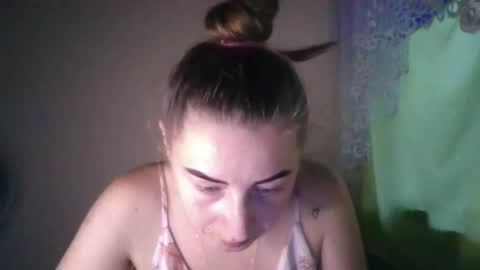 69ki1ten69 online show from 09-08-25, 04:39