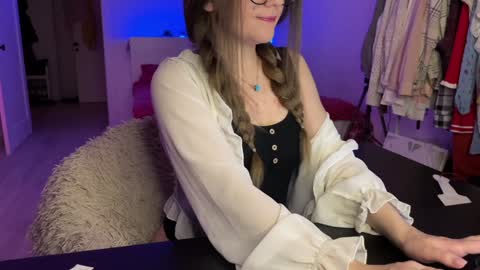    online show from 12-04-24, 10:51