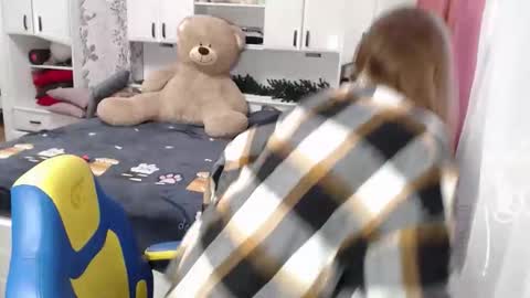 69sexysecret691984 online show from 02-07-26, 08:29