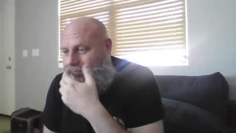 69singledad79 online show from 12-09-24, 09:26