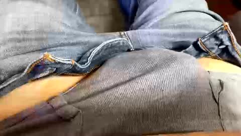 6inchboytoy online show from 10-17-25, 03:58