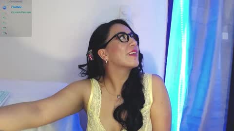 Snapshot of 77scarlett chatting on 12-31-24, 06:27 Scarlett online show from 12-31-24, 06:27
