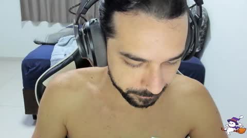 Snapshot of 7_high chatting on 11-08-25, 02:50 high online show from 11-08-25, 02:50