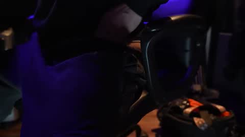 7fivecedge online show from 12-15-25, 04:17