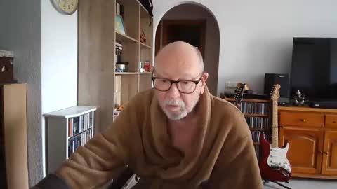  Papi  online show from 02-19-25, 11:28