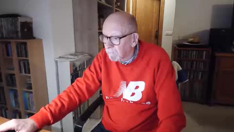  Papi  online show from 11-26-25, 05:25