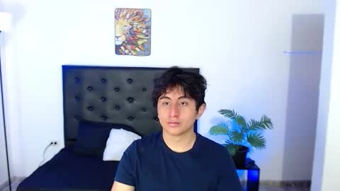 zyan online show from 12-03-25, 01:53